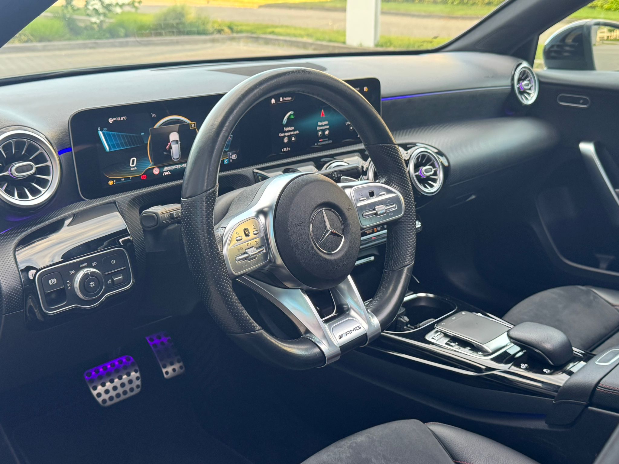 Mercedes-Benz A35 AMG 4Matic+|306PK|PANO|AERO|FUL|SPEEDSHIFT