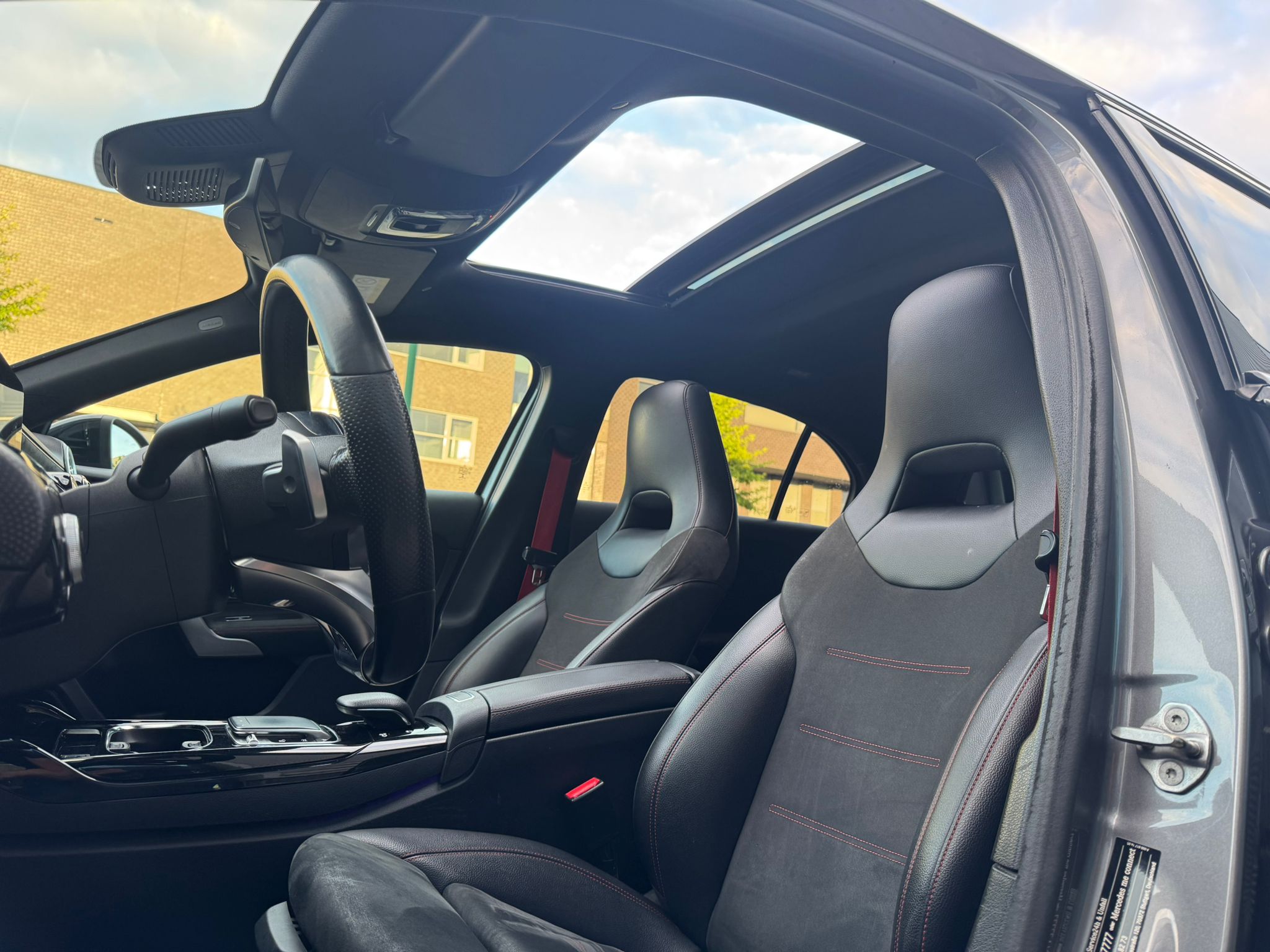 Mercedes-Benz A35 AMG 4Matic+|306PK|PANO|AERO|FUL|SPEEDSHIFT